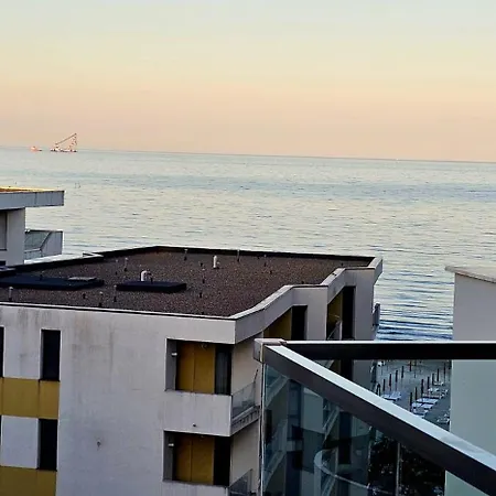 Infinity Premium - Pool & Private Parking Appartamento *