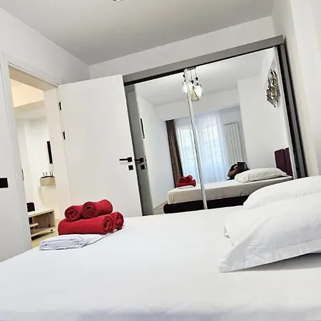 Appartamento Infinity Premium - Pool & Private Parking *