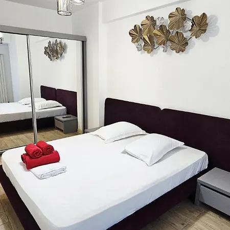 Infinity Premium - Pool & Private Parking Appartamento
