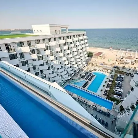 Infinity Premium - Pool & Private Parking Navodari